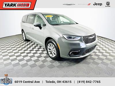 2023 Chrysler Pacifica AWD Minivan for sale #C250025A - photo 1