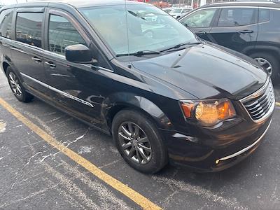Used 2015 Chrysler Town and Country S Minivan for sale #D260208A - photo 2