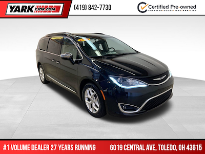 Used 2020 Chrysler Pacifica Limited Minivan for sale #J230658A - photo 1