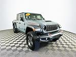 2024 Jeep Gladiator Crew Cab 4x4 Pickup for sale #J250391A - photo 3