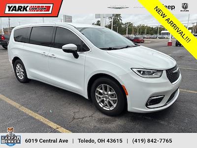 2023 Chrysler Pacifica FWD Minivan for sale #J250749A - photo 1