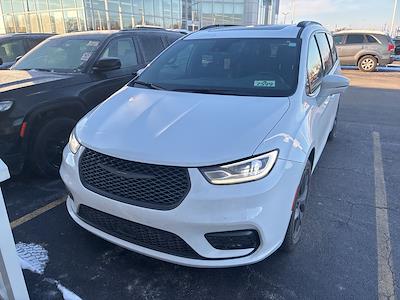 Used 2022 Chrysler Pacifica Limited Minivan for sale #J250899A - photo 1