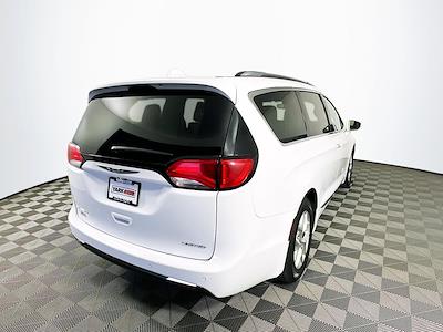 2020 Chrysler Pacifica FWD Minivan for sale #J250935A - photo 2
