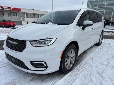 Used 2023 Chrysler Pacifica Touring L Minivan for sale #J251082A - photo 2