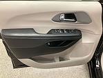 Used 2018 Chrysler Pacifica Hybrid Limited FWD Minivan for sale #JP31584 - photo 24