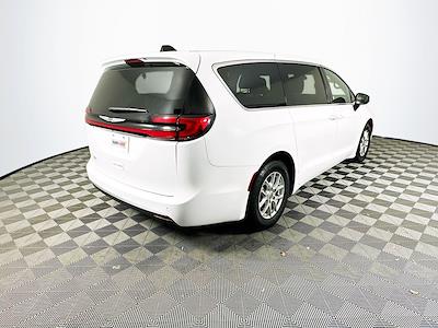 2023 Chrysler Pacifica FWD Minivan for sale #JP34293 - photo 2