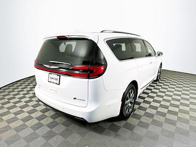 2022 Chrysler Pacifica FWD Minivan for sale #JP34627 - photo 2