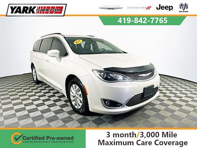2017 Chrysler Pacifica FWD Minivan for sale #JP34819A - photo 1