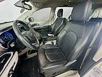 2017 Chrysler Pacifica FWD Minivan for sale #JP34819A - photo 28