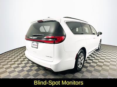 2023 Chrysler Pacifica FWD Minivan for sale #JP34859 - photo 2