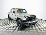 2021 Jeep Gladiator Crew Cab 4x4 Pickup for sale #JP34979 - photo 3