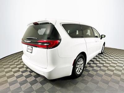2024 Chrysler Pacifica FWD Minivan for sale #JP35374 - photo 2