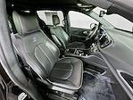 2025 Chrysler Pacifica FWD Minivan for sale #JP35431 - photo 40