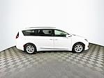2018 Chrysler Pacifica FWD Minivan for sale #JP35438A - photo 9