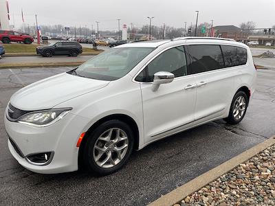 Used 2019 Chrysler Pacifica Limited Minivan for sale #JP35471A - photo 2