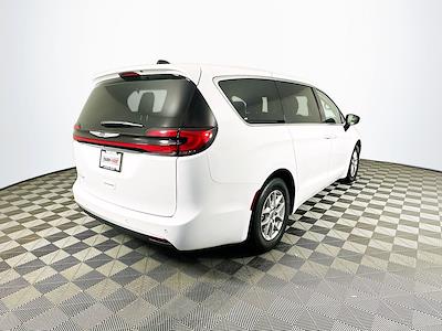 Used 2024 Chrysler Pacifica Touring L Minivan for sale #JP35477 - photo 2