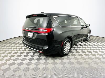 2024 Chrysler Pacifica FWD Minivan for sale #JP35601 - photo 2