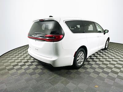 Used 2024 Chrysler Pacifica Touring L Minivan for sale #JP35616 - photo 2