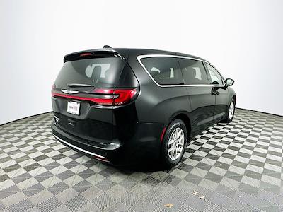 Used 2024 Chrysler Pacifica Touring L Minivan for sale #JP35750 - photo 2