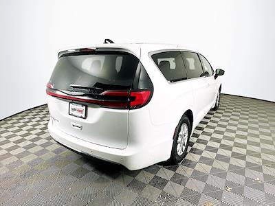 Used 2024 Chrysler Pacifica Touring L Minivan for sale #JP35751 - photo 2