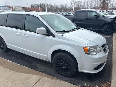 Used 2019 Dodge Grand Caravan - photo 1