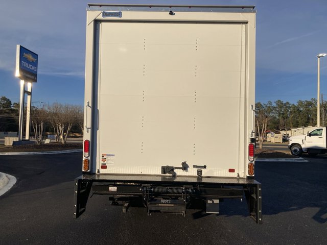 New 2025 Chevrolet LCF 5500XG - photo 7