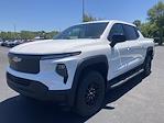 2024 Chevrolet Silverado EV Crew Cab 4x4, Pickup for sale #R03406 - photo 3