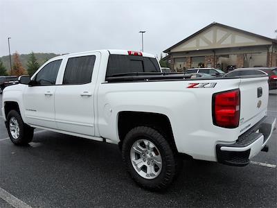 2018 Chevrolet Silverado 1500 Crew Cab 4WD Pickup for sale #20216 - photo 2