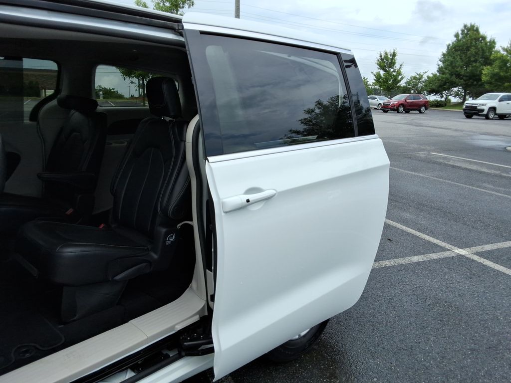 Used 2024 Chrysler Pacifica - photo 19