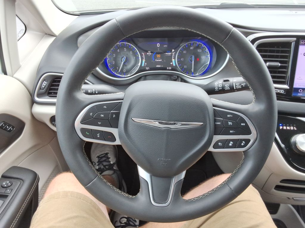 Used 2024 Chrysler Pacifica - photo 27