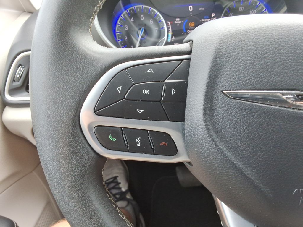 Used 2024 Chrysler Pacifica - photo 29