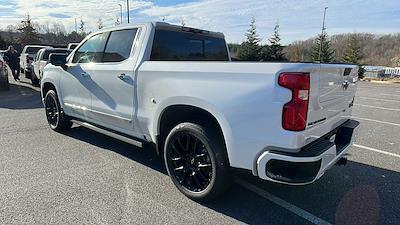 2025 Chevrolet Silverado 1500 Crew Cab 4x4 Pickup for sale #T252480 - photo 2