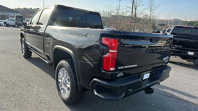 2025 Chevrolet Silverado 2500 Crew Cab 4x4 Pickup for sale #T252558 - photo 2
