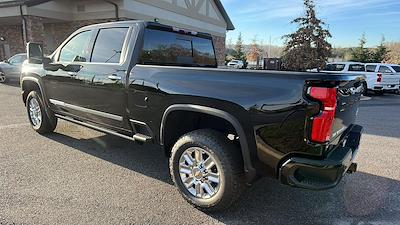 2025 Chevrolet Silverado 2500 Crew Cab 4x4 Pickup for sale #T252559 - photo 2