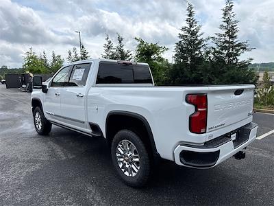 New 2025 Chevrolet Silverado 3500 High Country Crew Cab 4x4 Pickup for sale #T252696 - photo 2