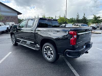 2025 Chevrolet Silverado 1500 Crew Cab 4x4 Pickup for sale #T252735 - photo 2