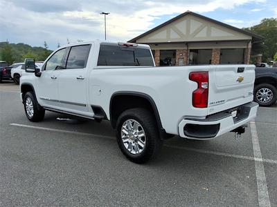 2024 Chevrolet Silverado 2500 Crew Cab 4WD Pickup for sale #T252745A - photo 2