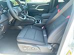 2025 Chevrolet Colorado Crew Cab 4x4 Pickup for sale #T254079 - photo 10