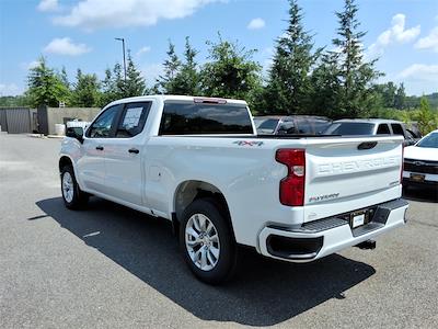 New 2026 Chevrolet Silverado 1500 Custom Crew Cab 4x4 Pickup for sale #T262008 - photo 2