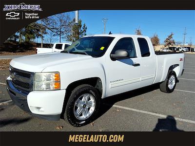 2011 Chevrolet Silverado 1500 Extended Cab RWD Pickup for sale #T262111A - photo 1
