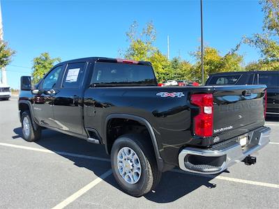 New 2026 Chevrolet Silverado 2500 LT Crew Cab 4WD Pickup for sale #T262116 - photo 2