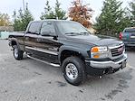 2005 GMC Sierra 2500 Crew Cab 4WD Pickup for sale #T262117A - photo 4