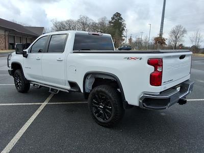 Used 2025 Chevrolet Silverado 2500 - photo 1