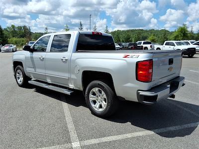 2018 Chevrolet Silverado 1500 Crew Cab 4x4 Pickup for sale #T266034A - photo 2