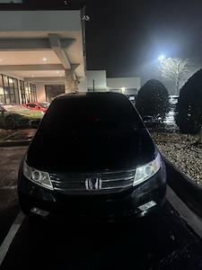 Used 2011 Honda Odyssey Touring Minivan for sale #T266076B - photo 2
