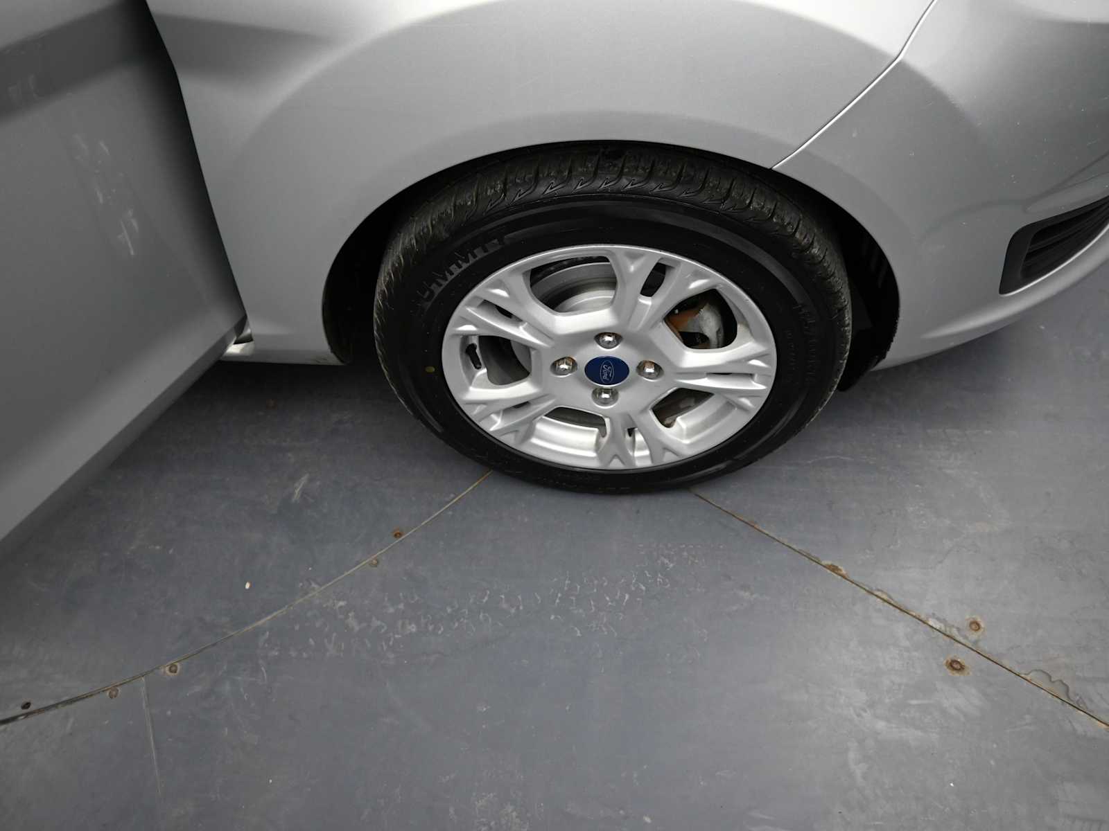 Used 2016 Ford Fiesta - photo 12