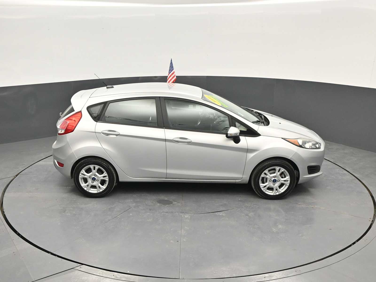 Used 2016 Ford Fiesta - photo 34