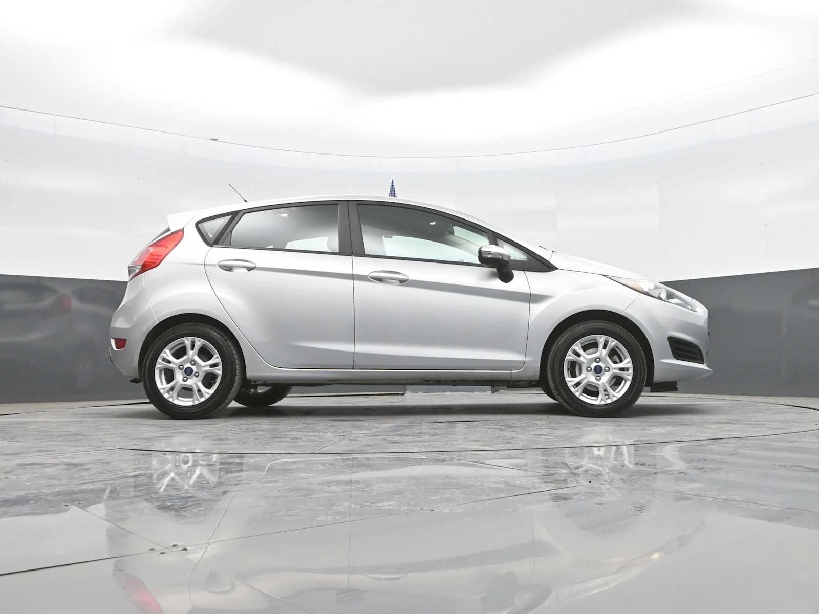 Used 2016 Ford Fiesta - photo 42