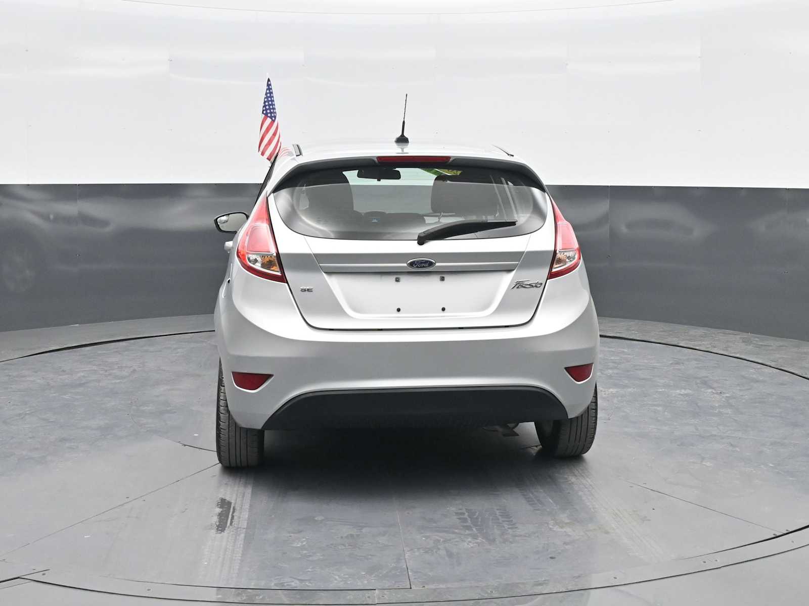 Used 2016 Ford Fiesta - photo 8