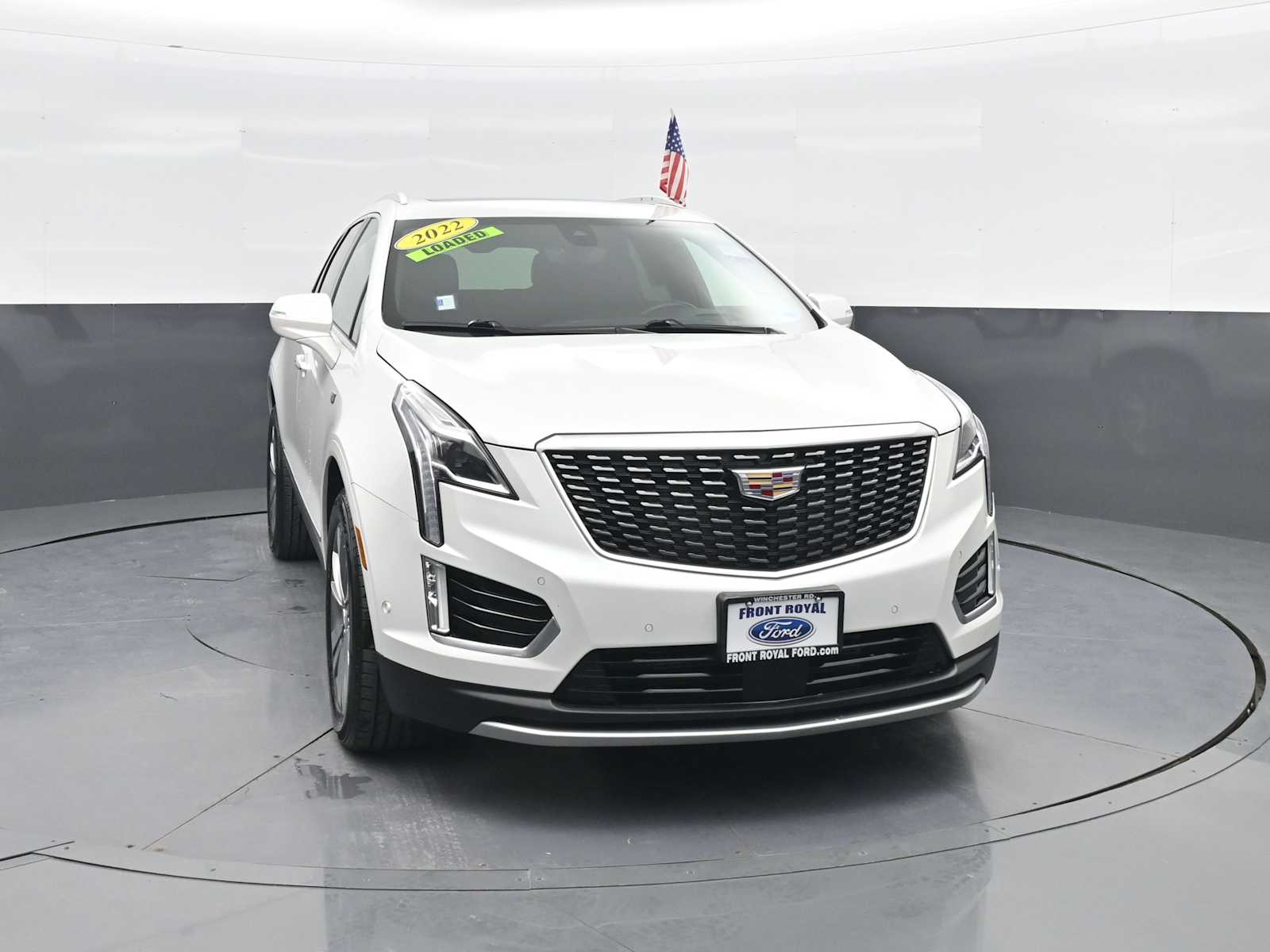 Used 2022 Cadillac XT5 - photo 2